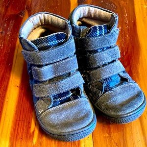 Livie & Luca size 10